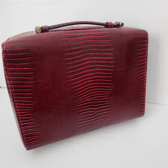 Estee Lauder Red faux Croc Embossed travel bag case NWOT - Picture 2 of 11